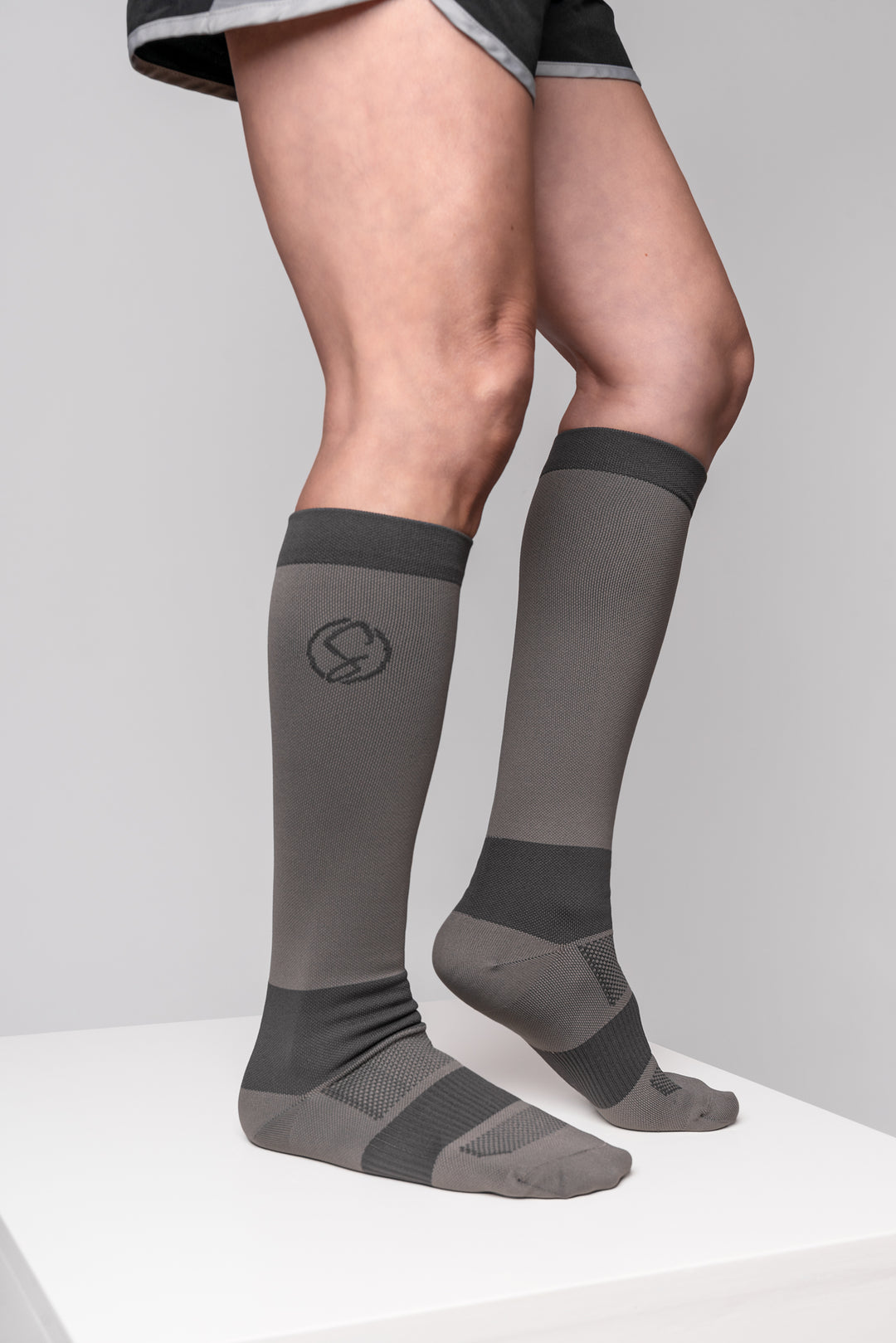 Knee High Compression Socks for Men & Women – Circulation Support, Athletic & Travel, Running, Gray